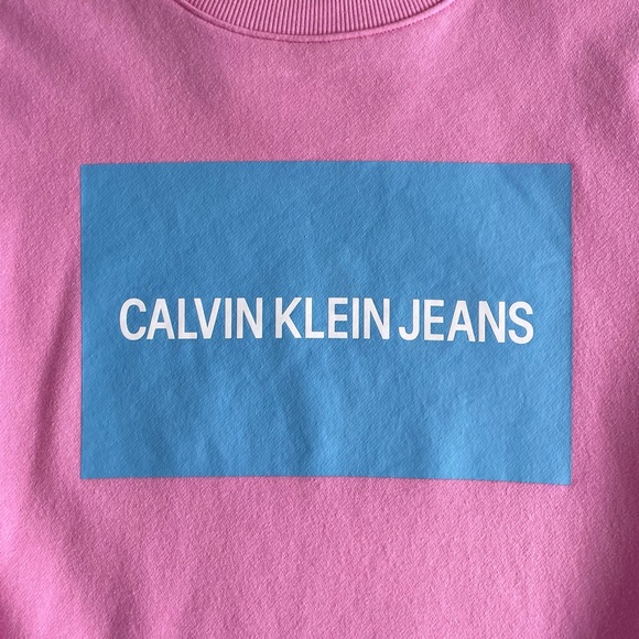 Calvin Klein Jeans Crew Neck Sweatshirt in Pink & Blue - Picture 2 of 6
